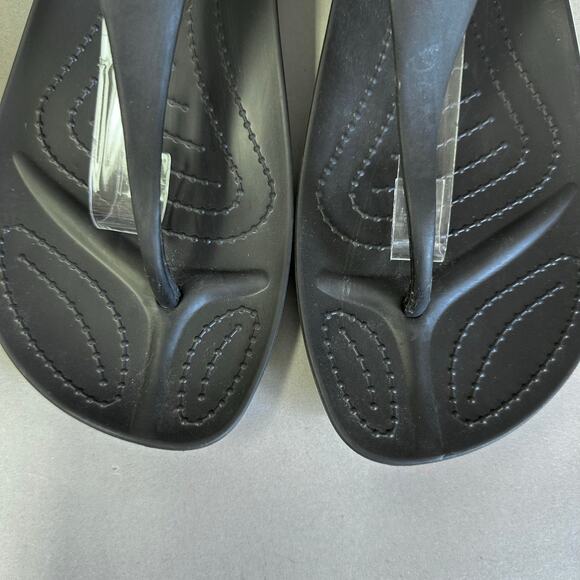 Crocs Sexi flip flop t-strap comfort rubber sandal in black women's size 10 - Picture 5 of 13